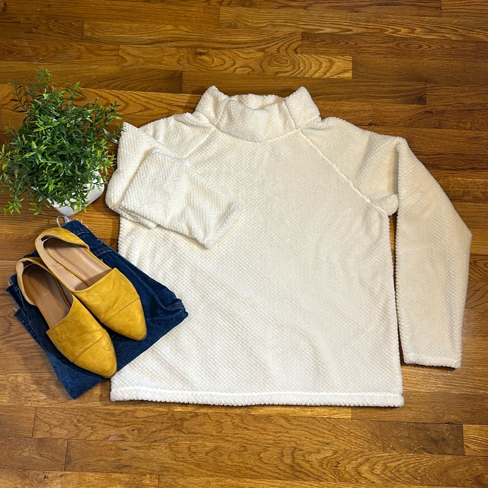 St John’s Bay White High Neck Textured Pullover Sweater Sweatshirt Womens Medium